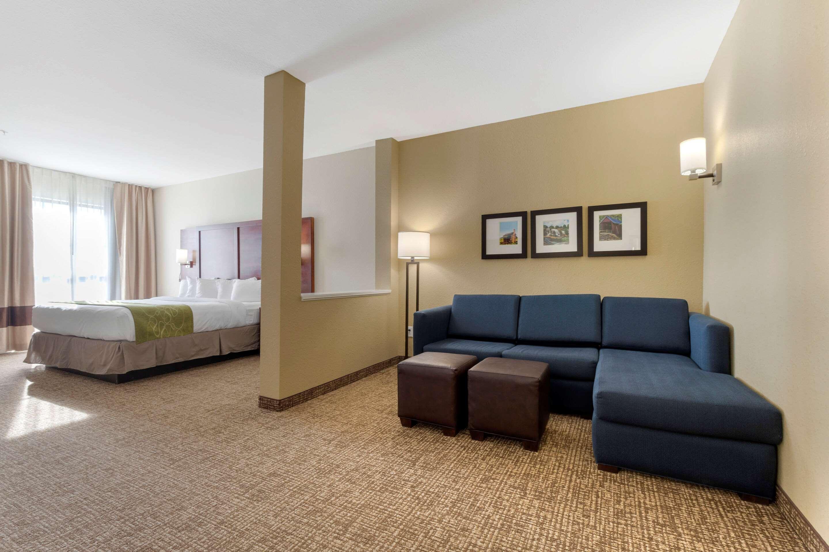 Comfort Suites Greenville South Piedmont Exteriér fotografie
