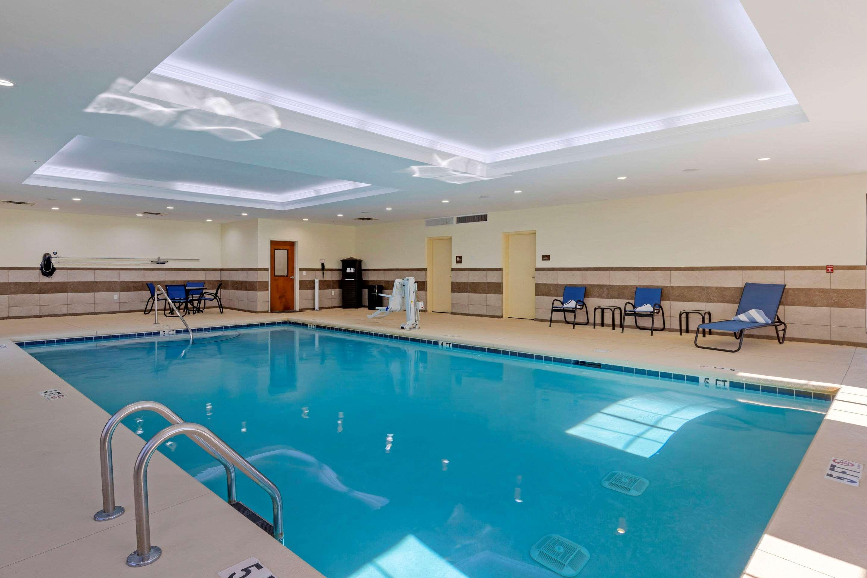 Comfort Suites Greenville South Piedmont Exteriér fotografie