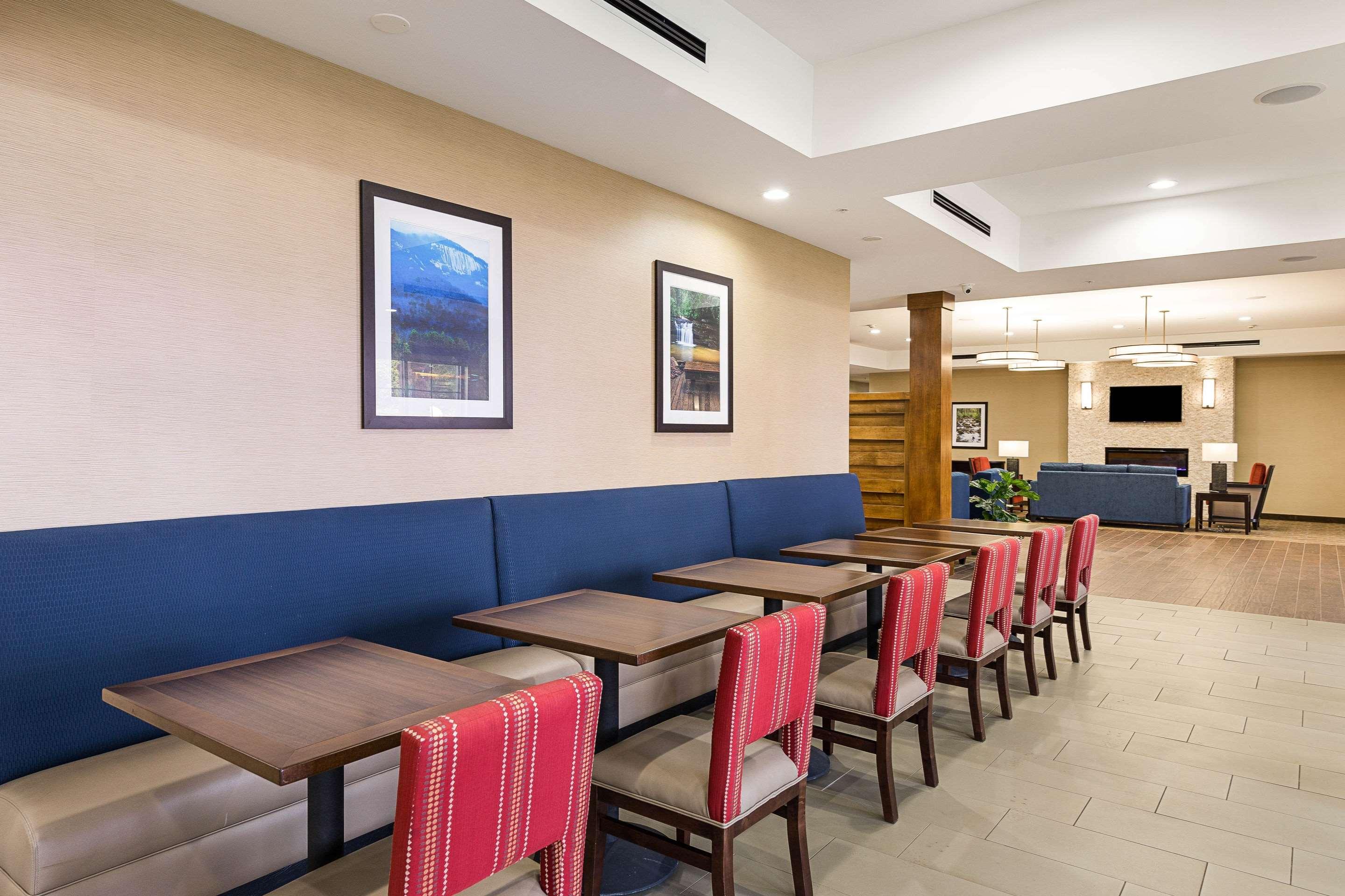Comfort Suites Greenville South Piedmont Exteriér fotografie