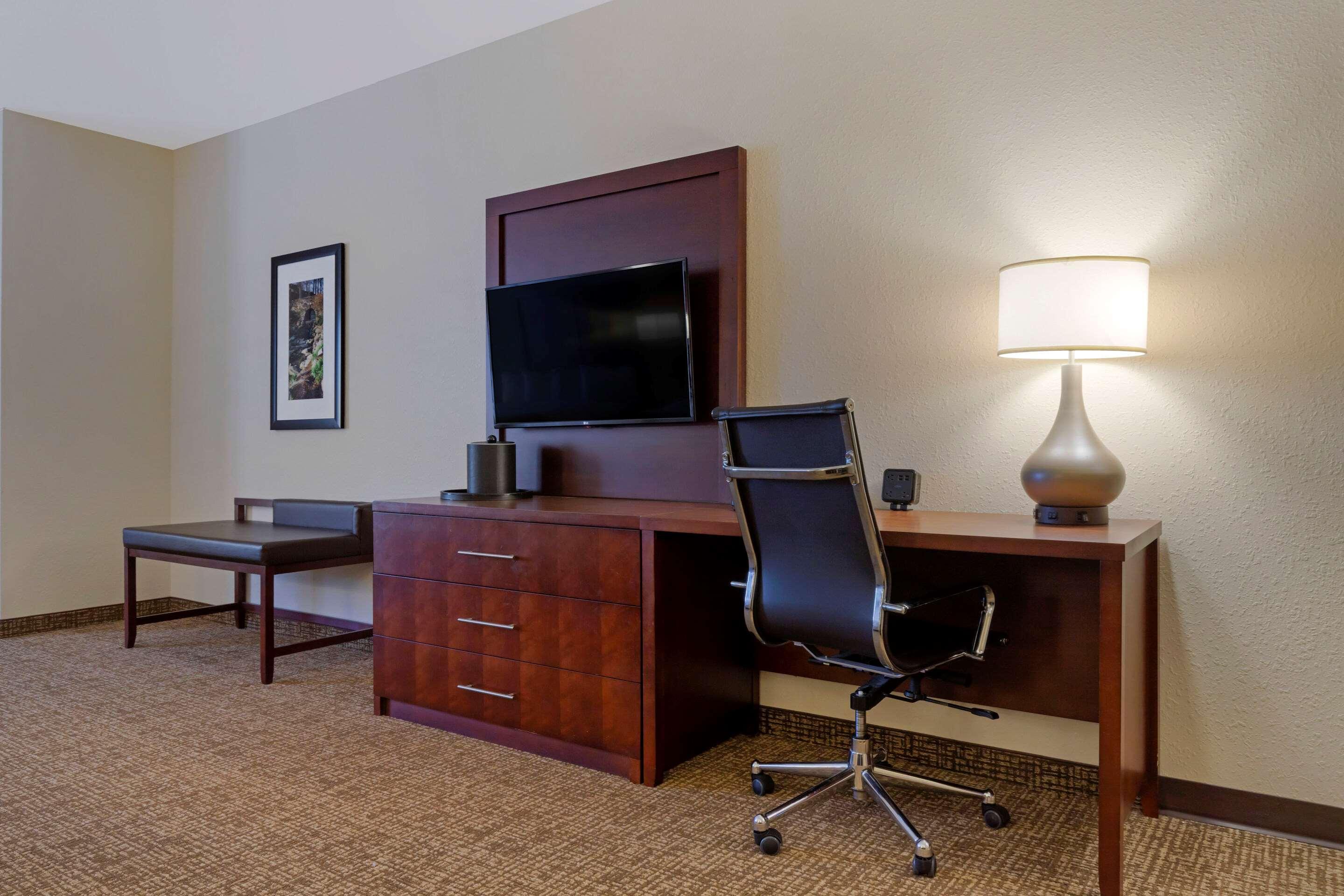 Comfort Suites Greenville South Piedmont Exteriér fotografie